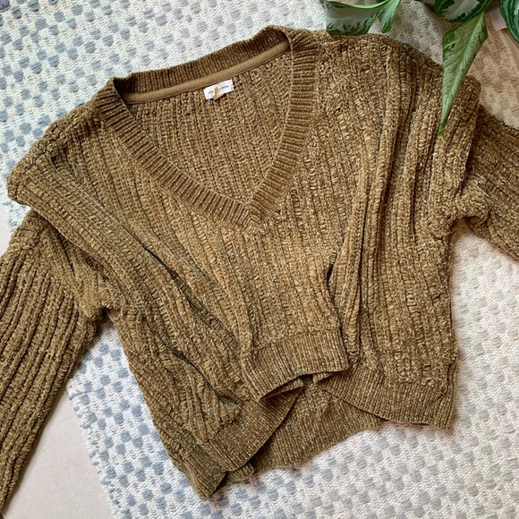 🍁🌾 Harvest Gold Cropped Chenille Sweater - Picture 11 of 15